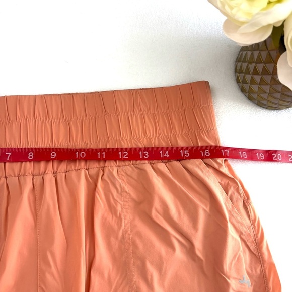 JoyLab Peach/Coral Mini Thick Elastic Quick Dry Athletic Running Shorts (L) - Picture 14 of 14